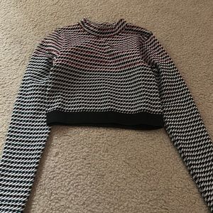 Christmas Fabletics athletic top long sleeve crop